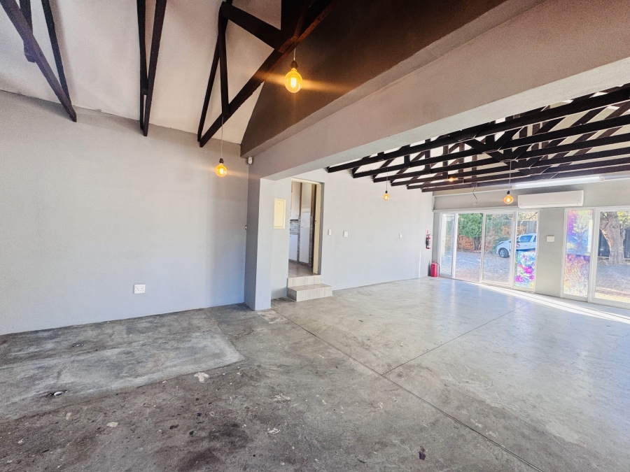 3 Bedroom Property for Sale in Flamwood North West